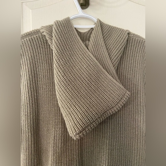 Cream Knitted Slipover with Hood - Picture 4 of 8